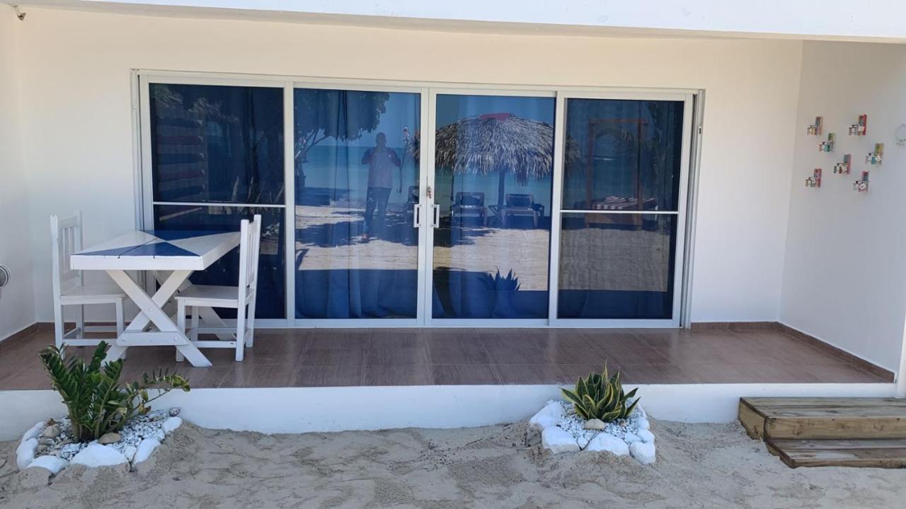 La Isla Bonita Hotel Punta Rucia Bagian luar foto